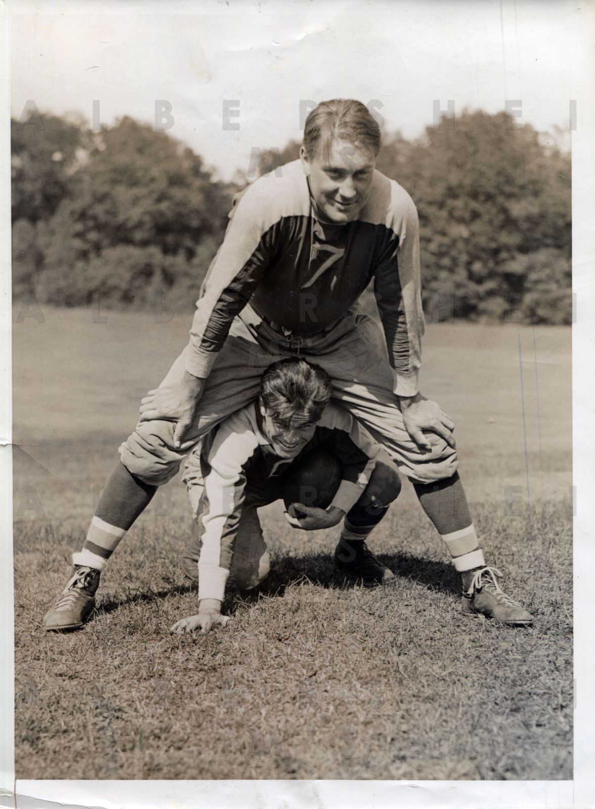 Mel Hein and Willis Smith goofing around NY Giants - 1935 Original Photo