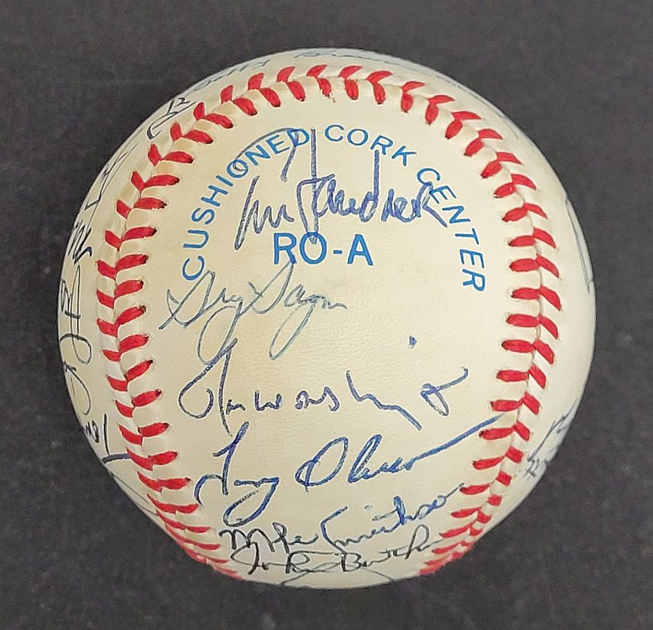 1985 Minnesota Twins Team Signed AUTO Baseball 26 sigs /w Kirby Puckett JSA LOA