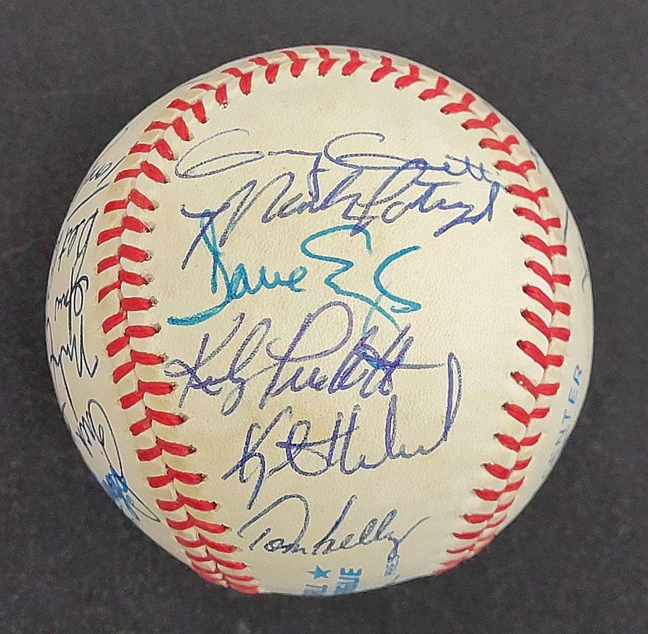 1985 Minnesota Twins Team Signed AUTO Baseball 26 sigs /w Kirby Puckett JSA LOA