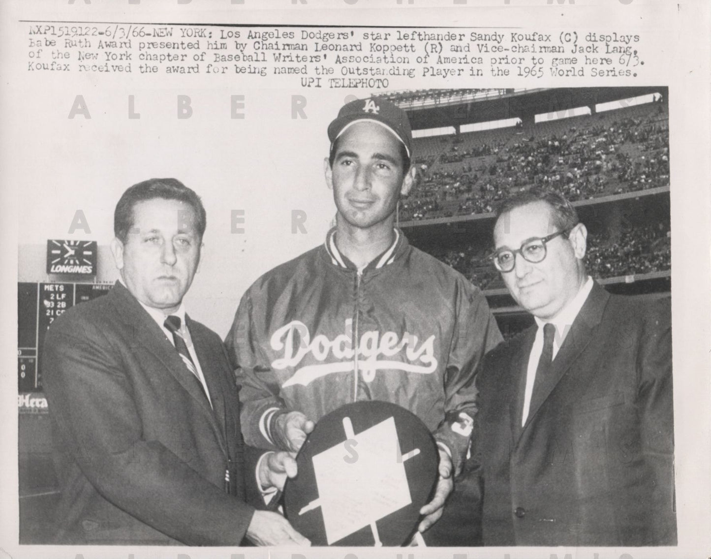 Sandy Koufax 1966 Babe Ruth Award original Press photo
