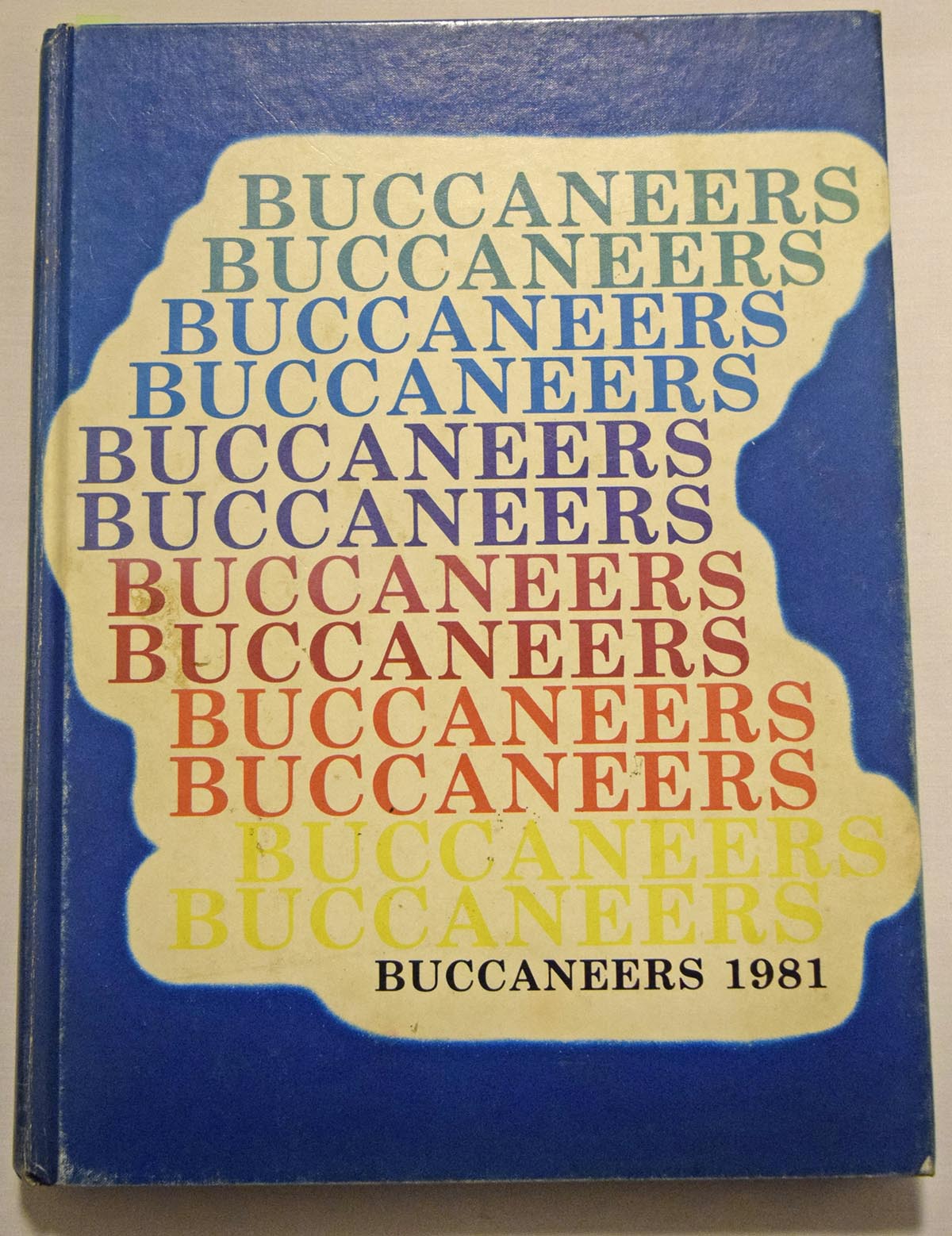 Michael Jordan Signed Autographed 1981 High School Yearbook - Senior Year PSA/DNA LOA