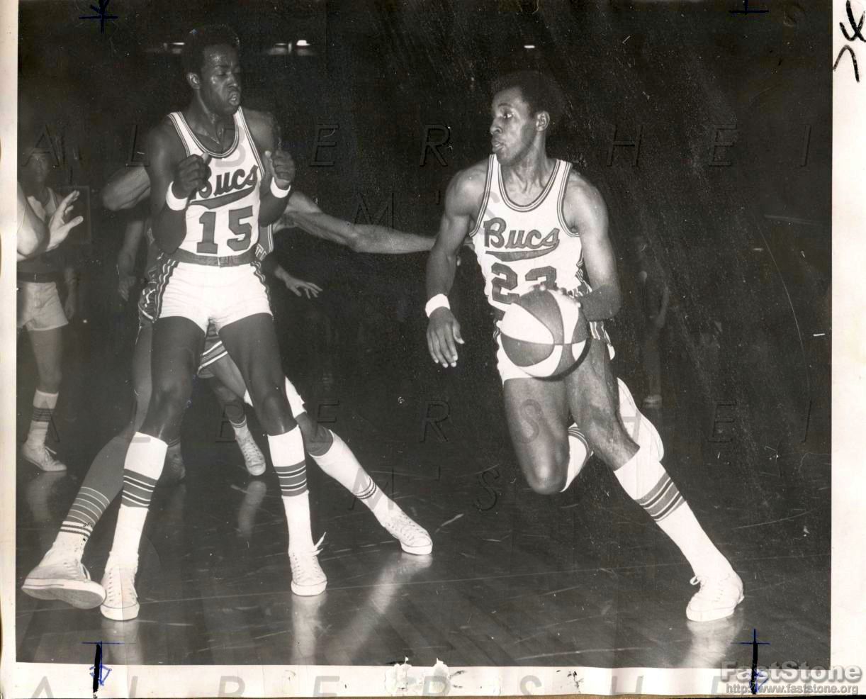 1968-69 ABA Basketball New Orleans Buccaneers - Jimmy & Steve Jones Original TYPE I photo