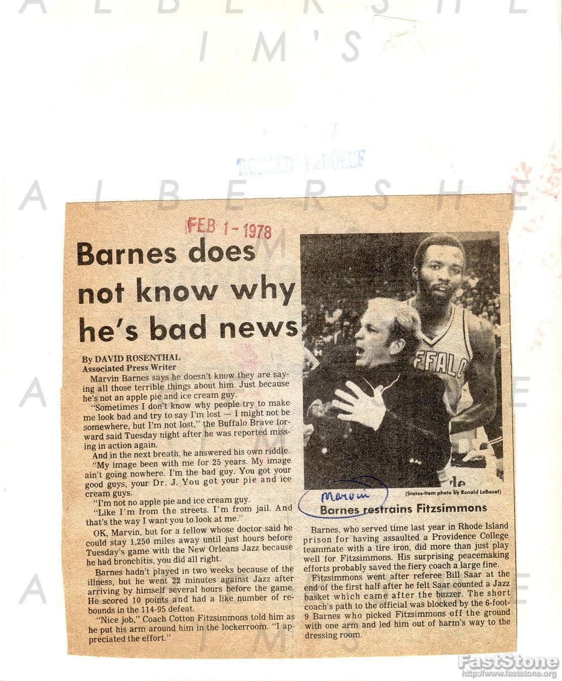 1978 Bad News Barnes Restrains Buffalo Braves Coach Cotton Fitzsimmons Original TYPE I photo