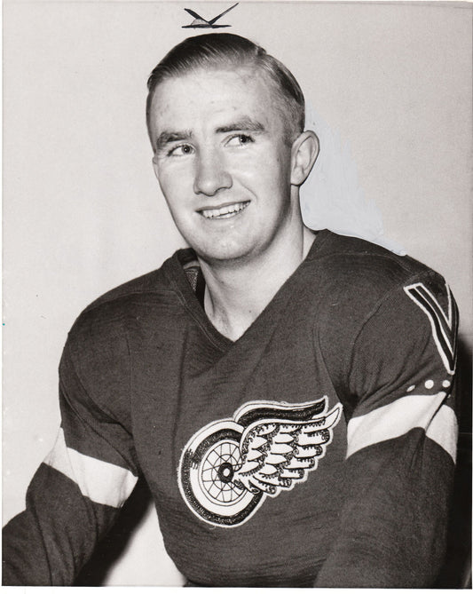 Hockey HOFer -Detroit Redwings Bill Quackenbush 1943 original photo