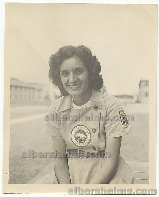 1947 Audrey Wagner Kenosha Comets AAGPBL Original TYPE I Photo Snapshot “A League of Their Own”