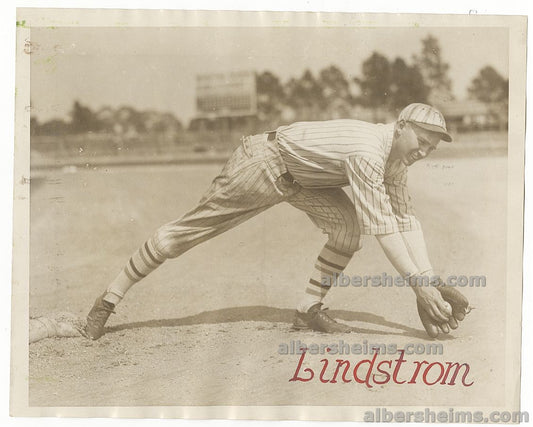 1920s Freddie Lindstrom New York Giants Baseball HOF Horizontal Fielding Pose Original TYPE I Photo