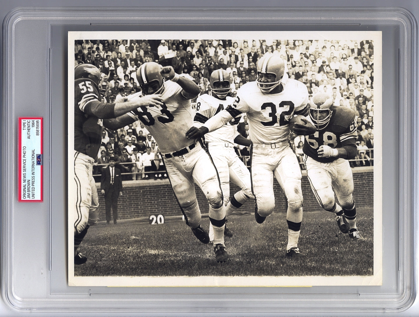 Jim Brown Rushes for 100 + Yards vs. Philadelphia Eagles 1964 Original TYPE I Photo PSA/DNA