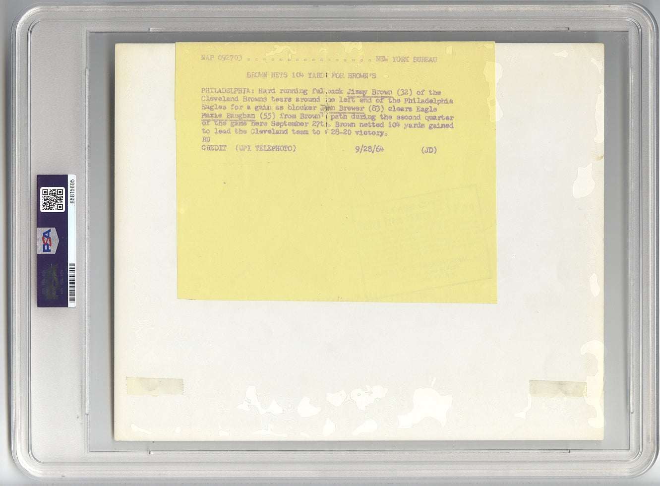 Jim Brown Rushes for 100 + Yards vs. Philadelphia Eagles 1964 Original TYPE I Photo PSA/DNA