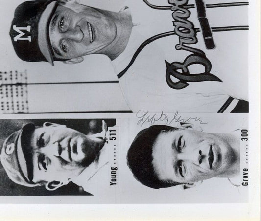 Lefty Grove Signed AUTO 8x10 Press Photo Baseball HOF D. 1975