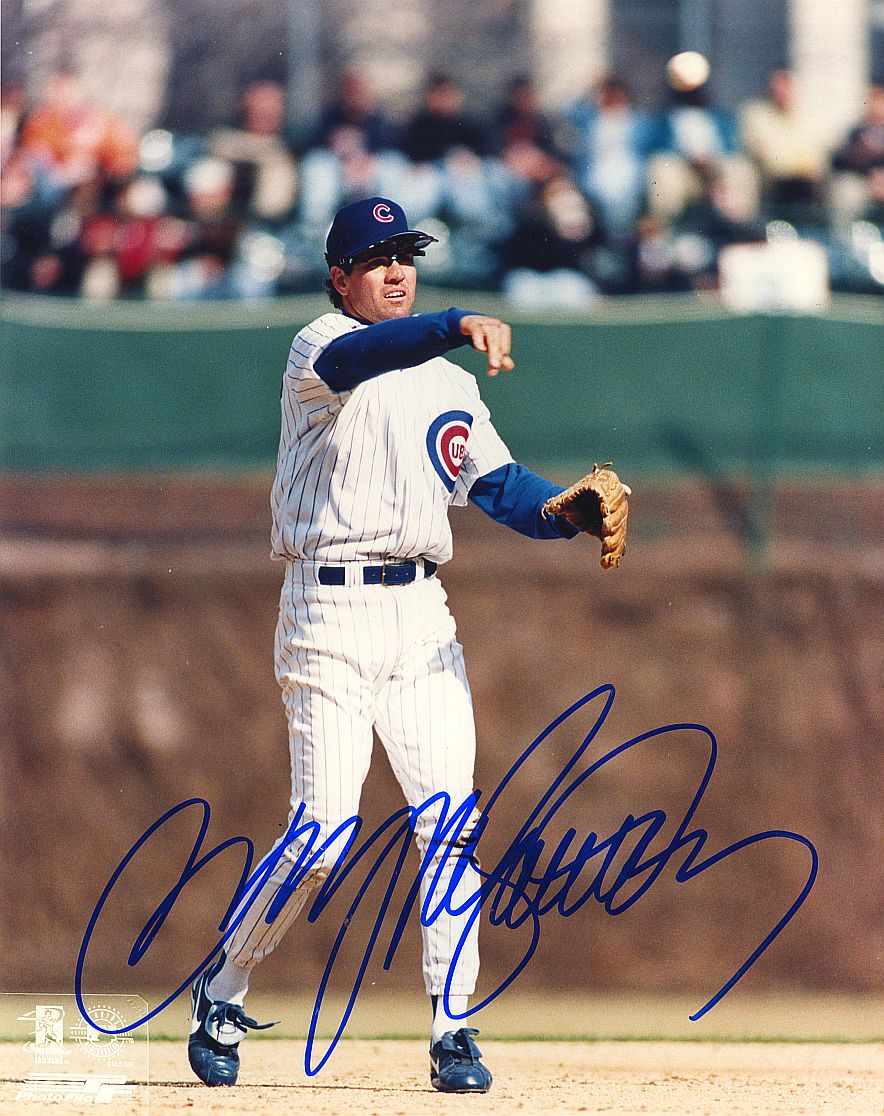 Ryne Sandberg Signed AUTO 8x10 Photo Manning the Field Cubs Baseball HOF