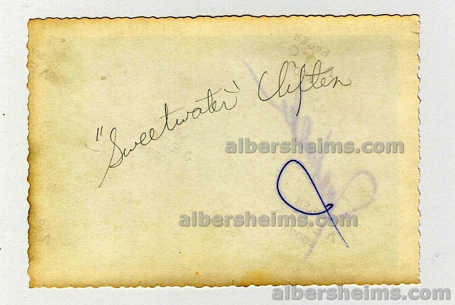 Nat Sweetwater Clifton NY Knicks Circa 1950-53 TYPE I Original Photo Snapshot