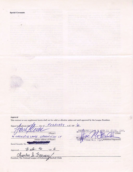 1976 Tom Seaver Signed AUTO Multi-Year New York Mets Baseball Contract Hall of Fame